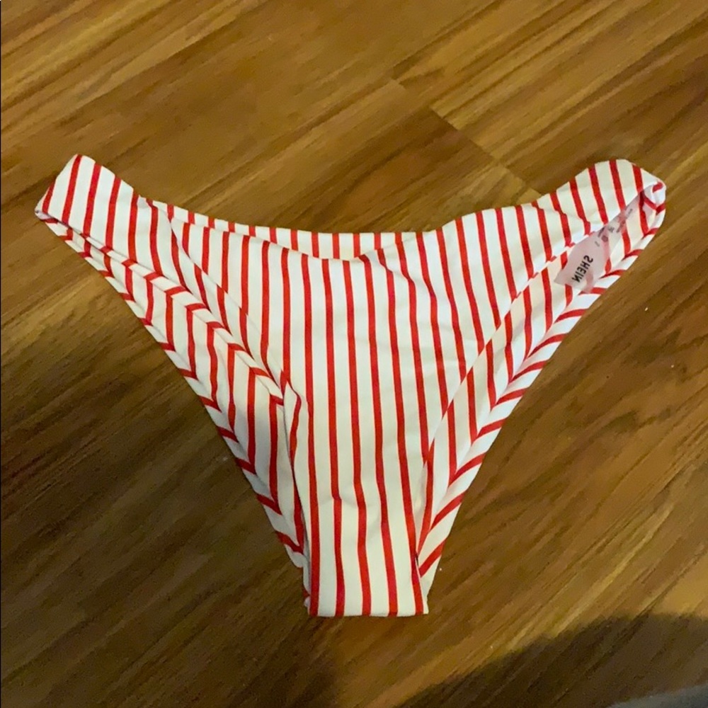 Bathing suit